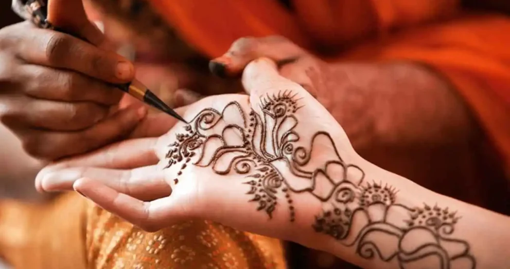 Easy Mehndi Designs for Kids